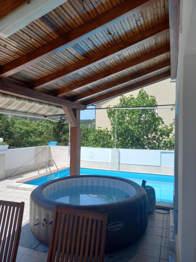Brig 108 - Private Swimming Pool And Jacuzzi Rijeka