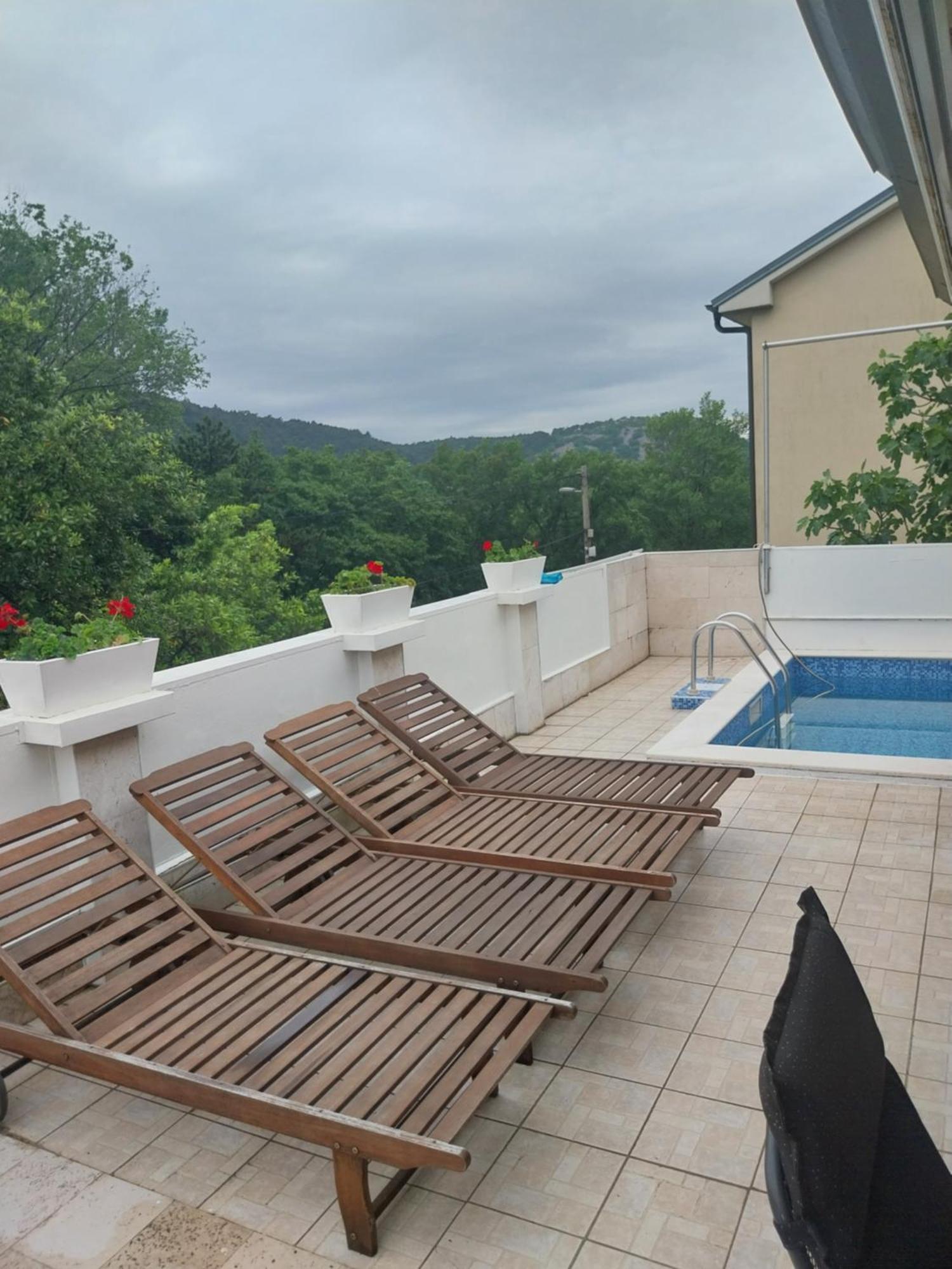 Brig 108 - Private Swimming Pool And Jacuzzi Rijeka